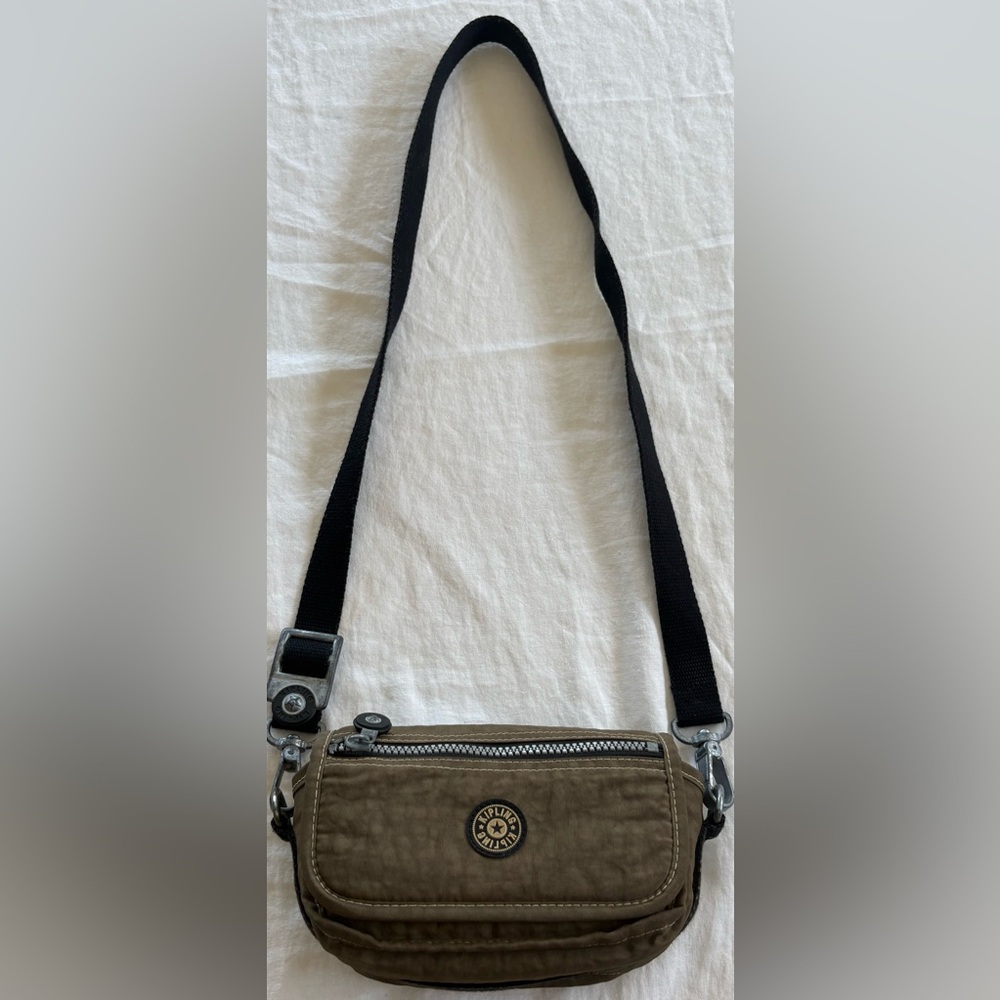 Vintage Kipling Convertible Waist Pack/Crossbody Bag
